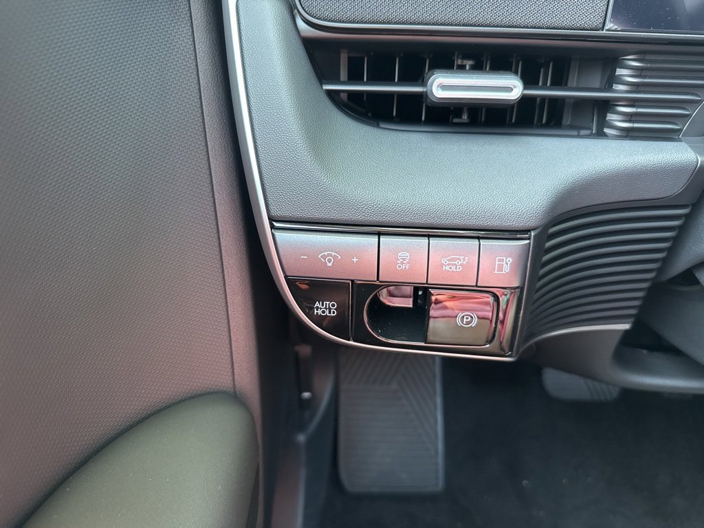 New 2025 Hyundai Ioniq 5 SEL image 33