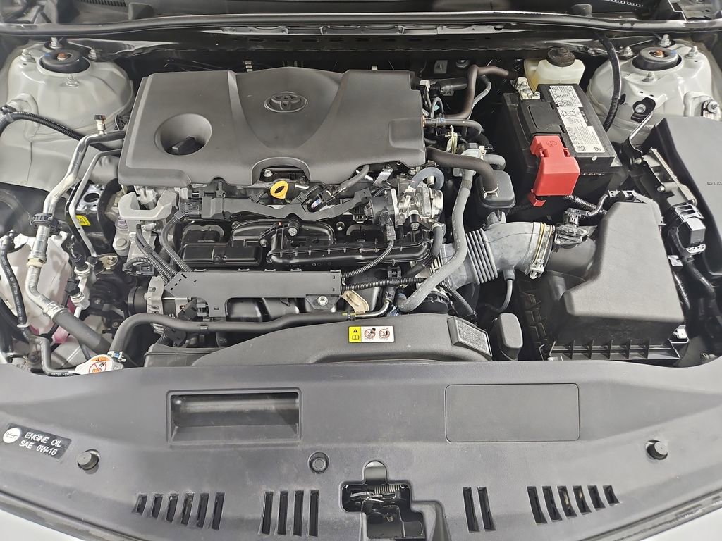 Used 2023 Toyota Camry SE w/ Cold Weather Package image 23