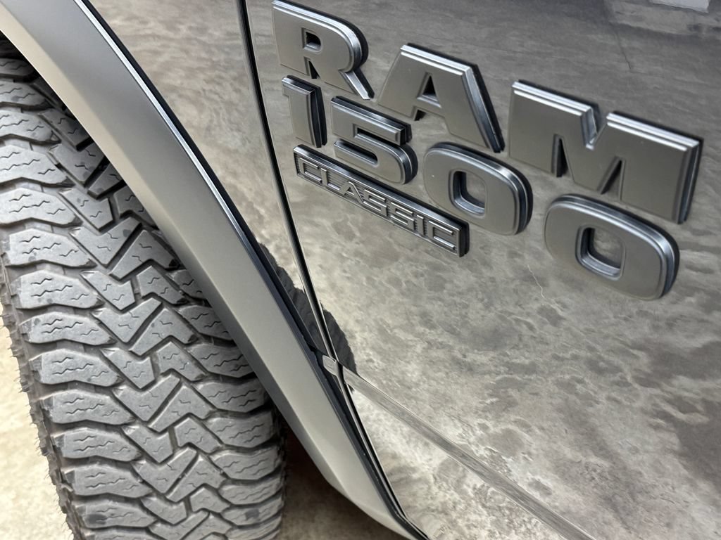 Used 2020 RAM 1500 Warlock AWD/4WD image 32