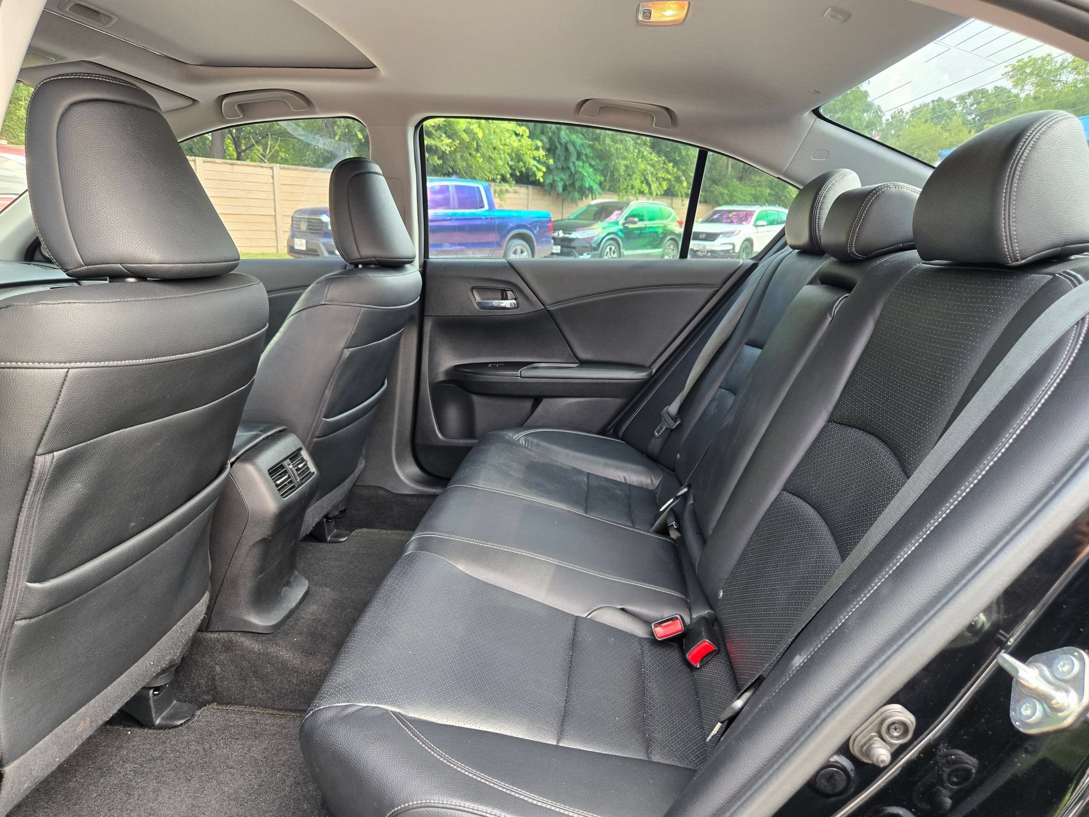 Used 2015 Honda Accord EX-L image 14
