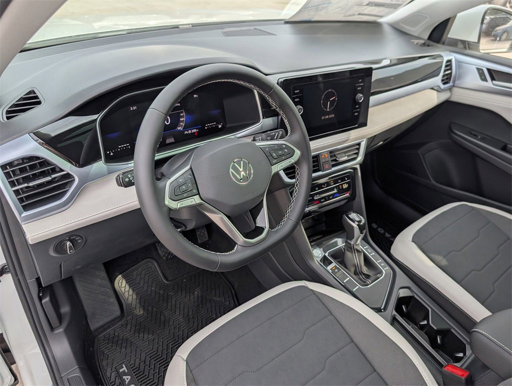 New 2026 Volkswagen Taos SE image 14