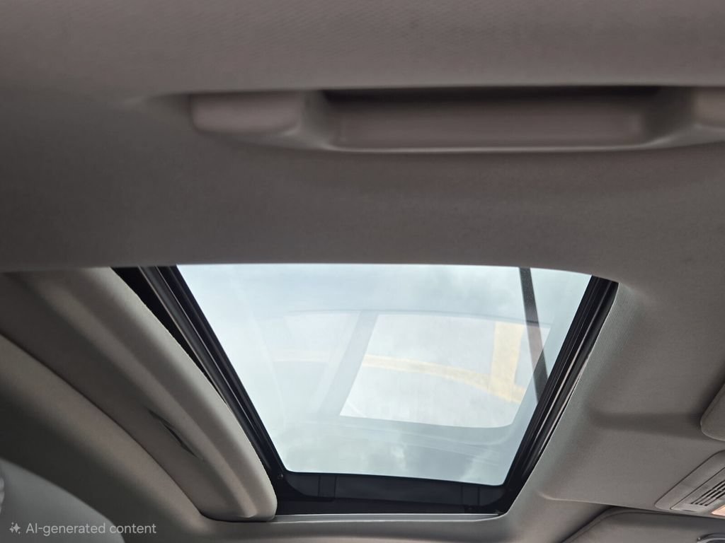 Used 2021 Honda Civic EX-L image 18