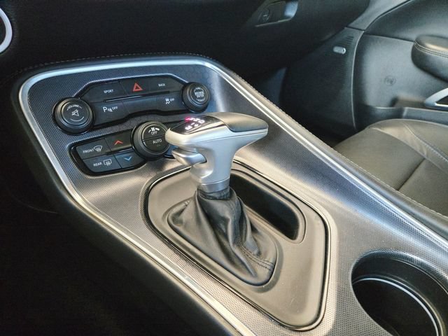 Used 2015 Dodge Challenger R/T Plus RWD image 13