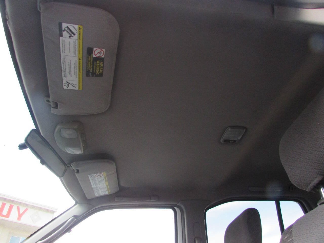 Used 2000 Nissan Xterra XE RWD image 19