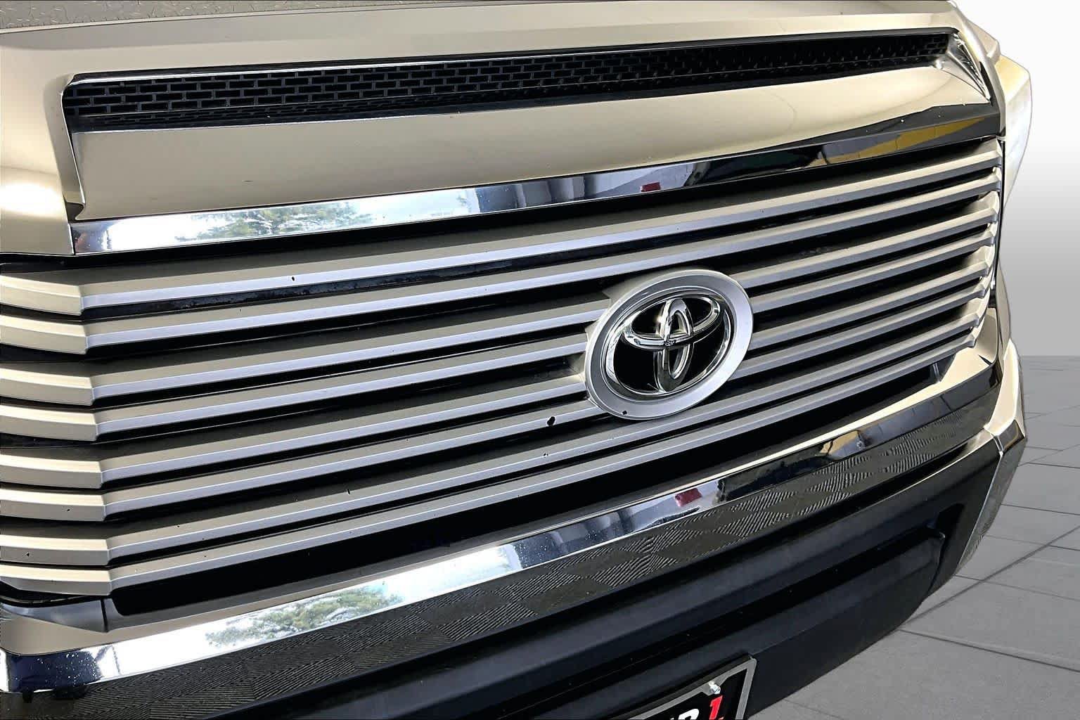 Used 2015 Toyota Tundra Limited AWD/4WD image 28