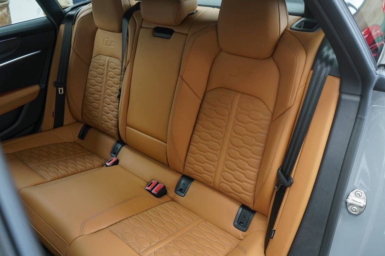 Used 2025 Audi RS 7 Performance AWD/4WD image 67