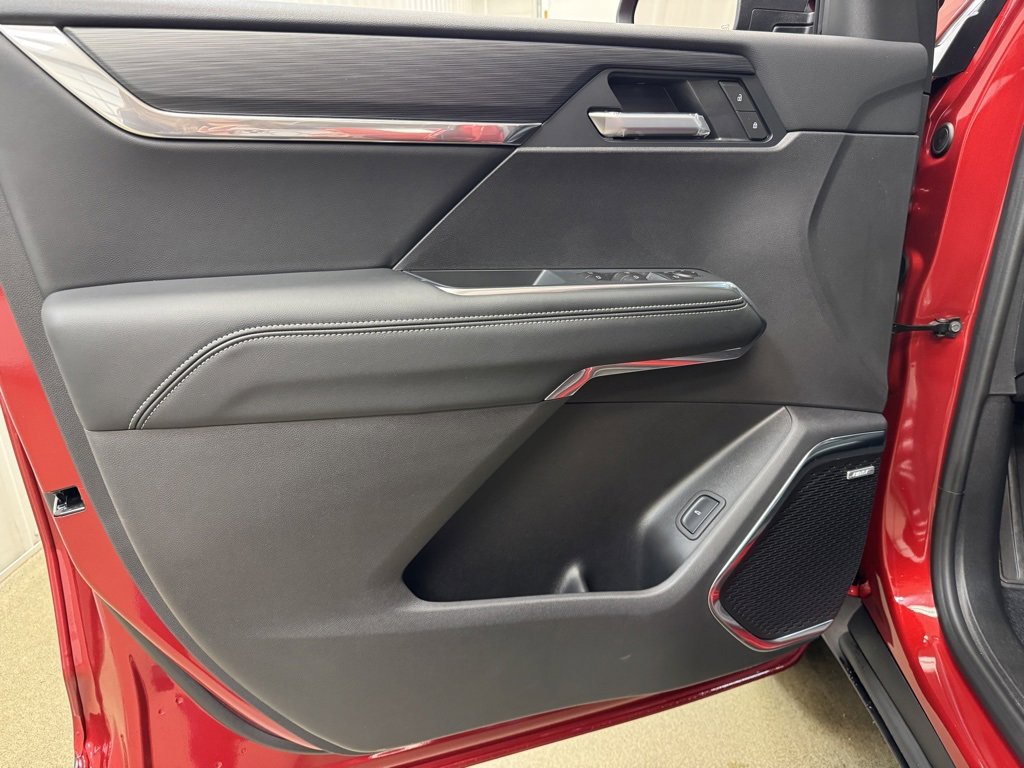 New 2026 GMC Acadia Elevation w/ Super Cruise Package image 8