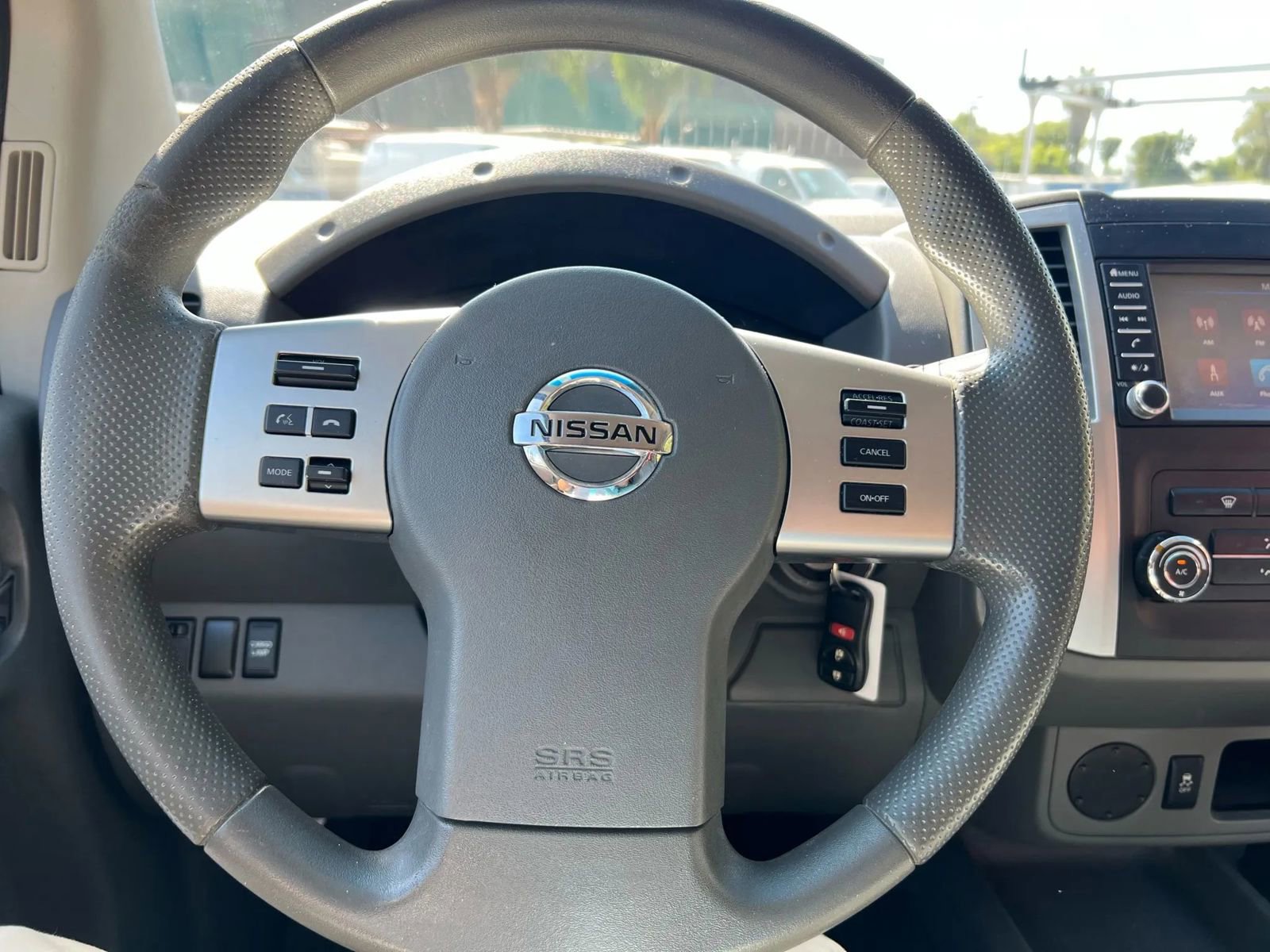 Used 2019 Nissan Frontier SV image 13