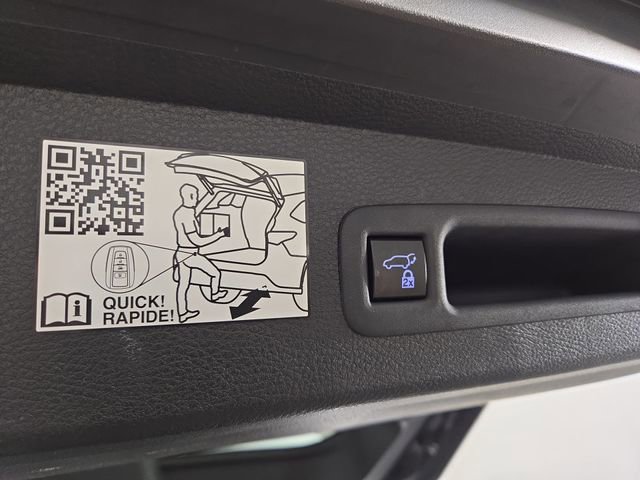 Used 2024 Toyota Sienna XLE image 34