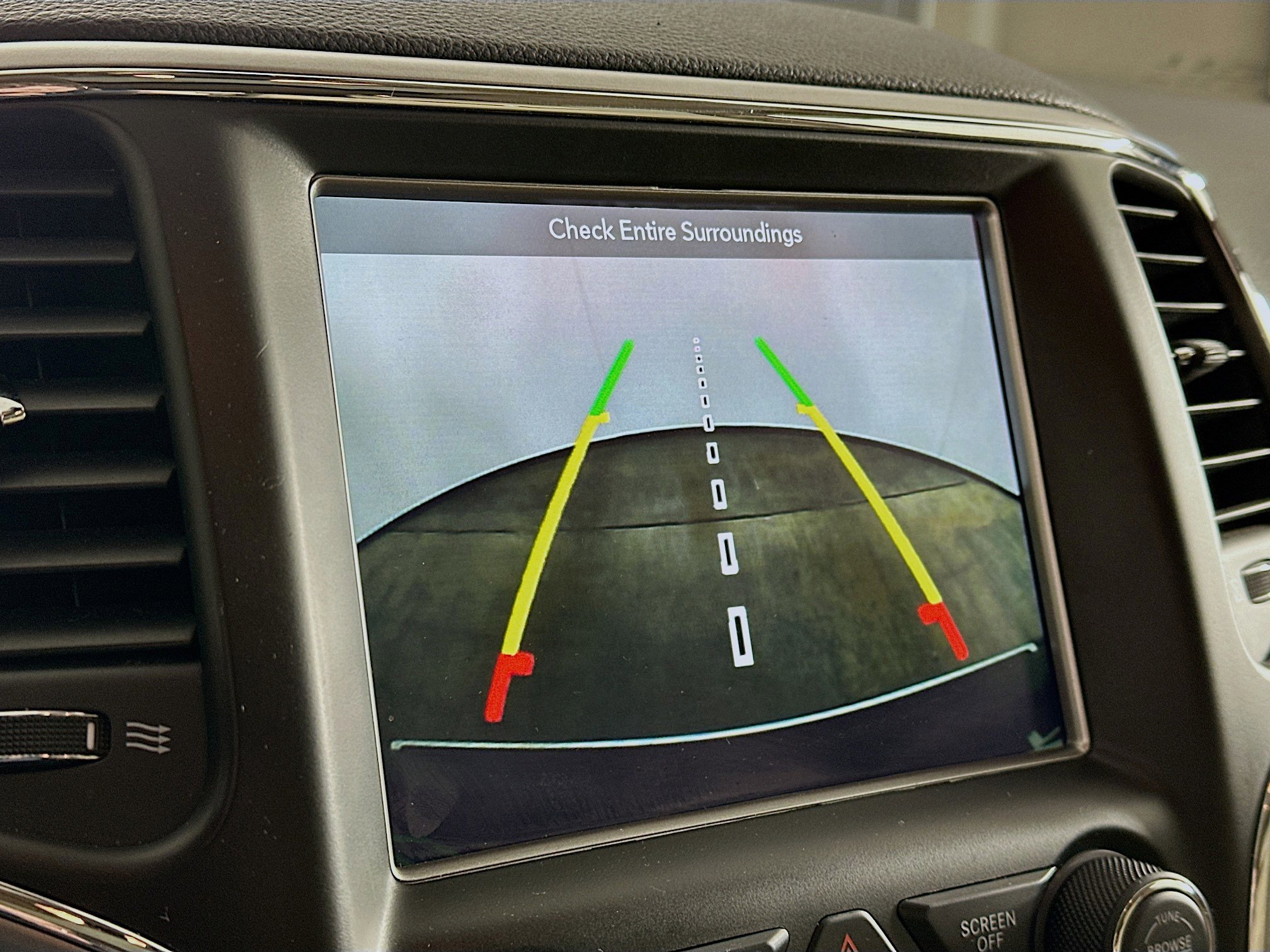 Used 2018 Jeep Grand Cherokee Limited image 23