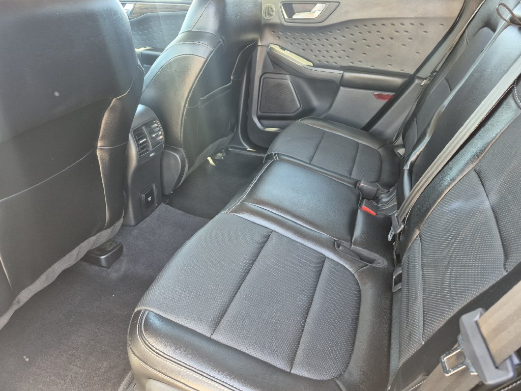 Used 2020 Ford Escape Titanium AWD/4WD image 13