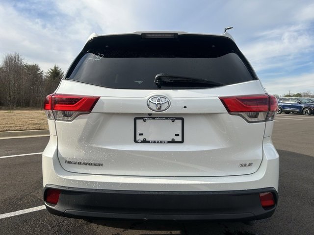 Used 2019 Toyota Highlander XLE image 5
