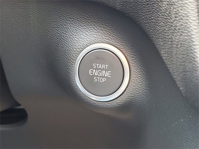 New 2026 Volvo XC40 B5 Core w/ Protection Package Premier image 20