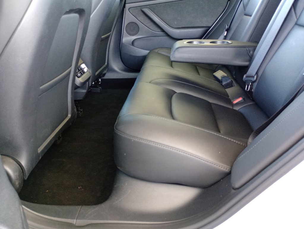 Used 2023 Tesla Model 3 Standard Range RWD image 26