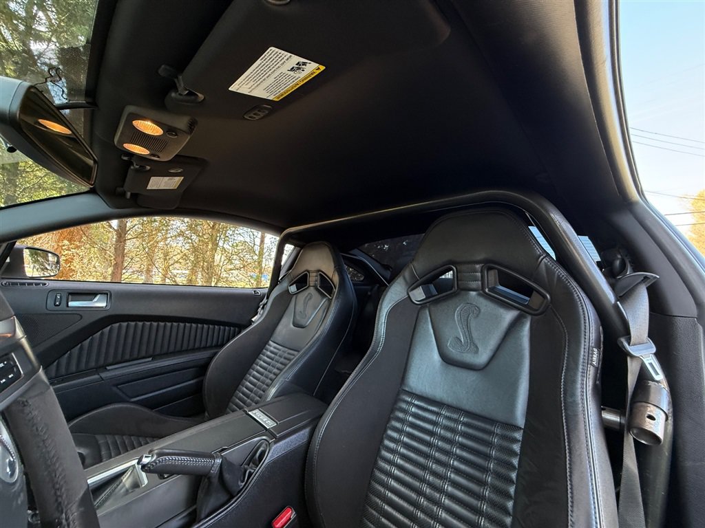 Used 2013 Ford Mustang Shelby GT500 RWD image 46