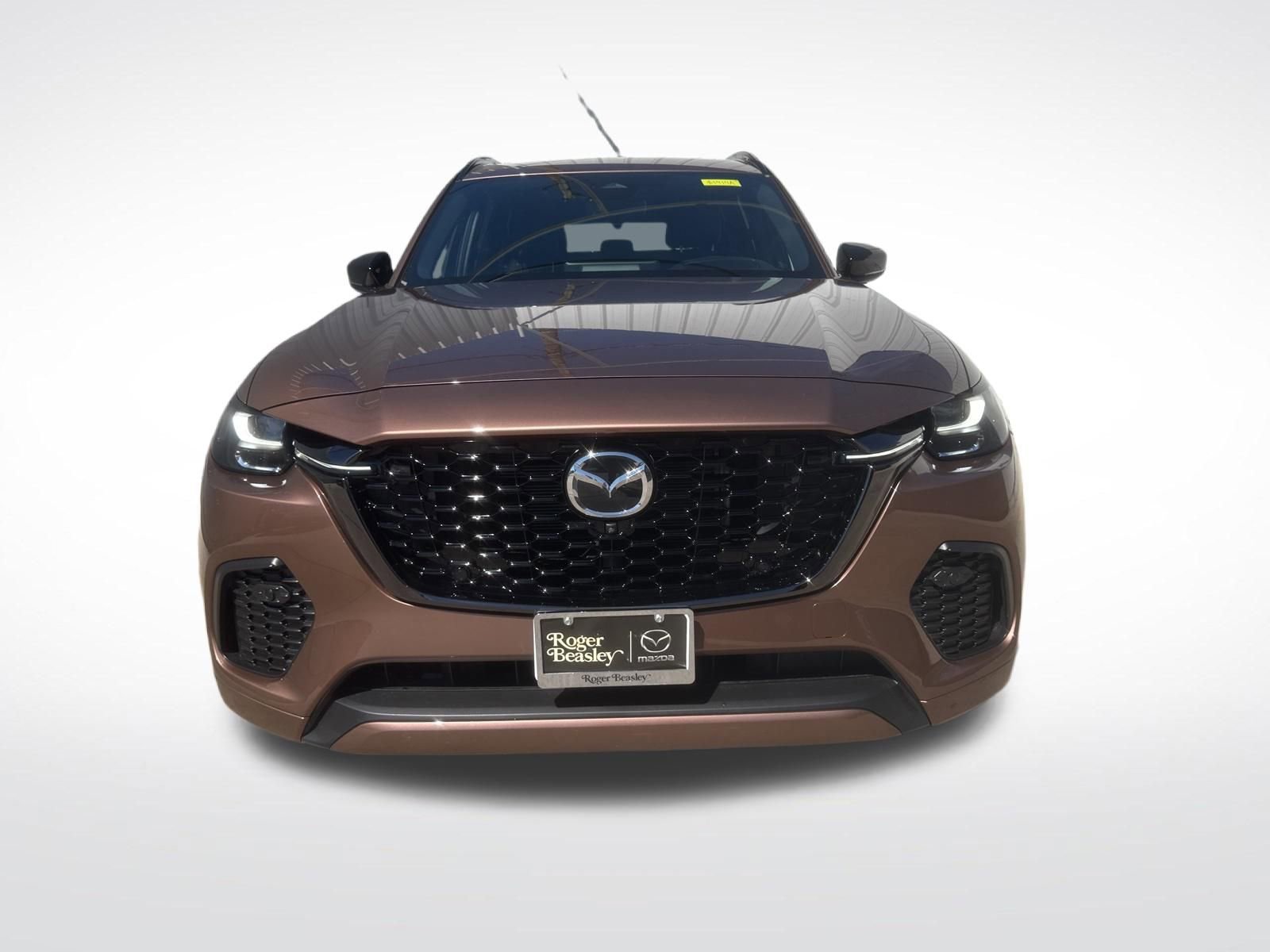 Certified 2025 MAZDA CX-70 3.3 Turbo S w/ Premium Package AWD/4WD image 3