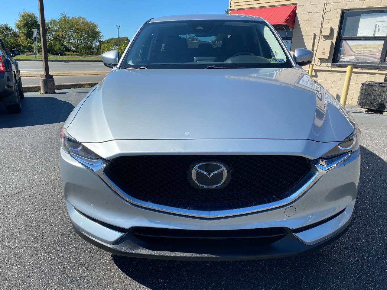 Used 2020 MAZDA CX-5 Touring image 8