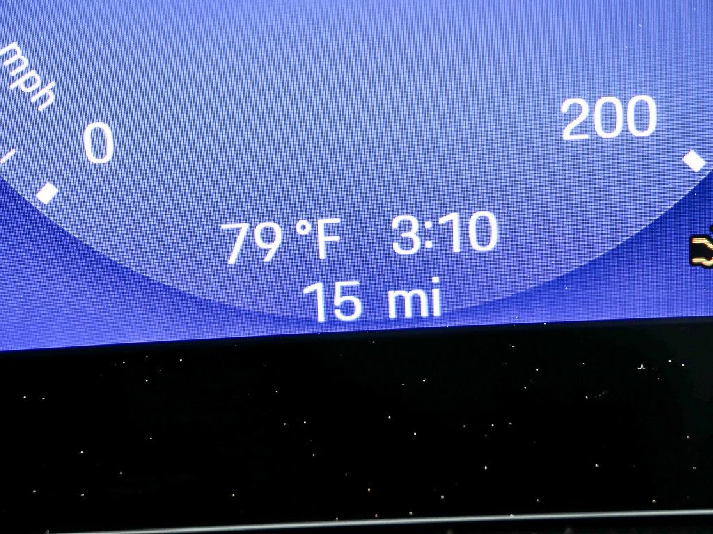 New 2026 Porsche Macan Electric image 9