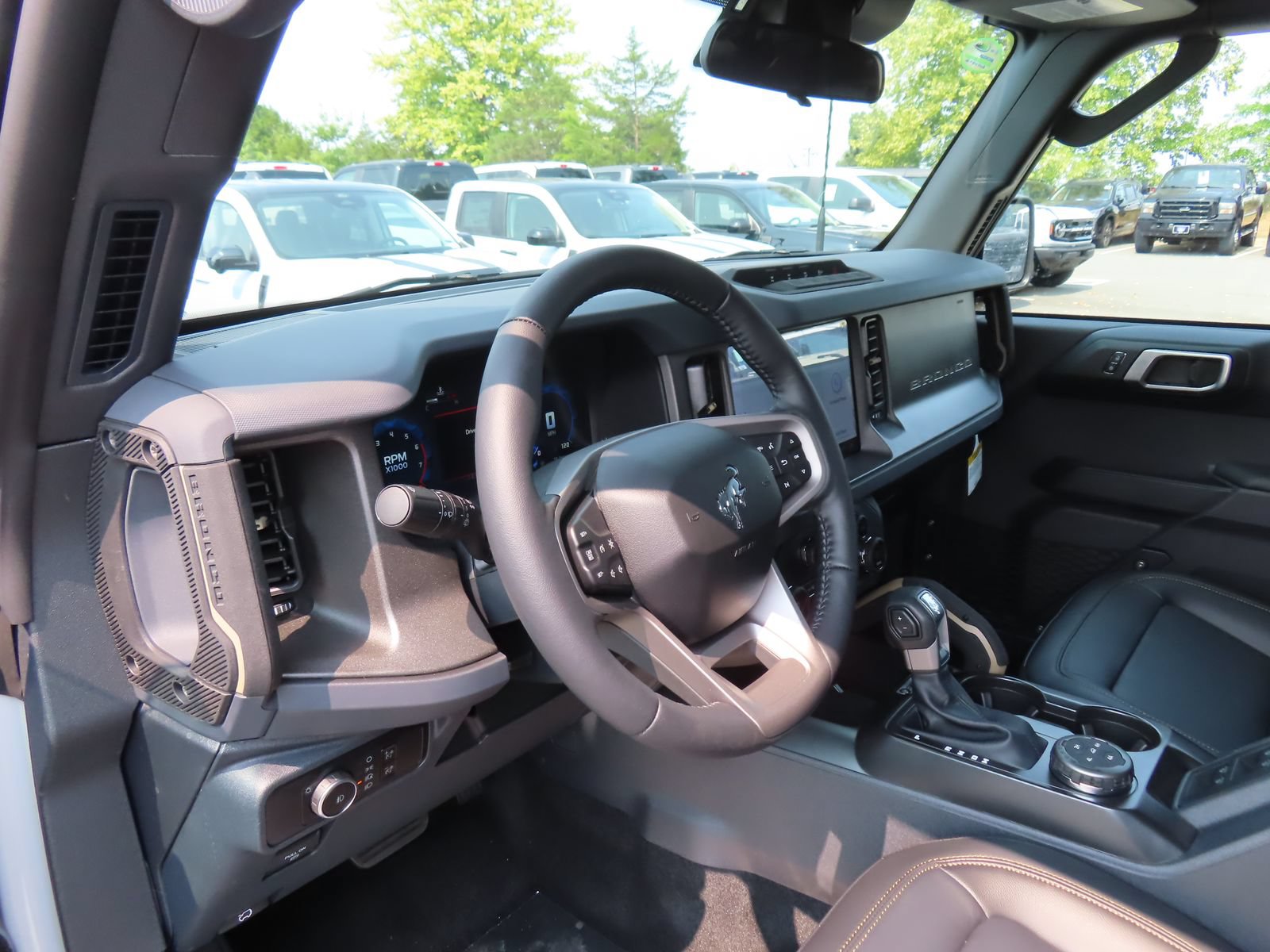 New 2026 Ford Bronco Badlands AWD/4WD image 10