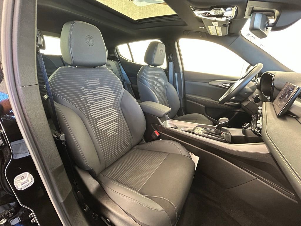 New 2025 Alfa Romeo Tonale AWD/4WD image 16