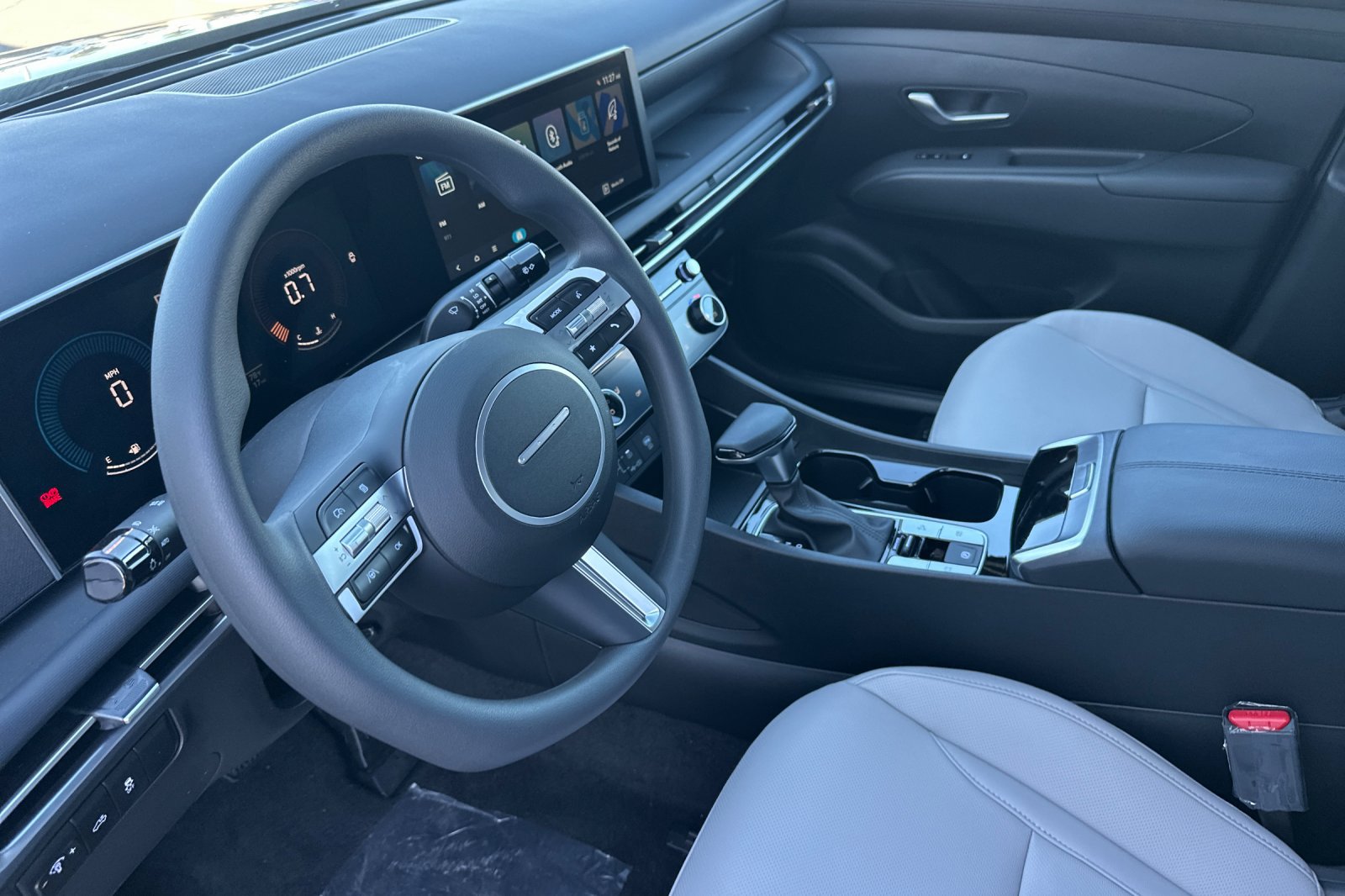 New 2026 Hyundai Santa Cruz SEL FWD image 10
