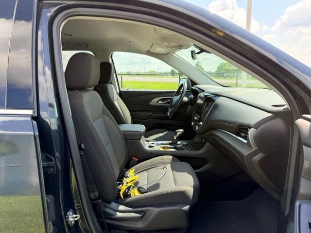Certified 2021 Chevrolet Traverse LT FWD image 11