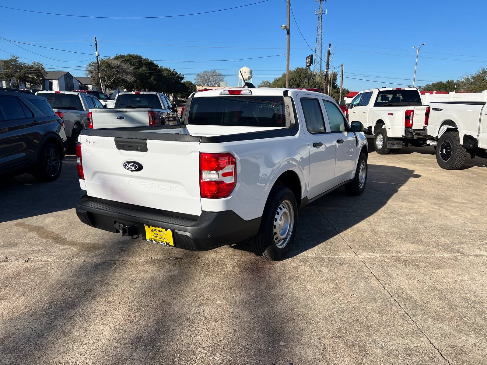 New 2026 Ford Maverick XL w/ Equipment Group 101A AWD/4WD image 3