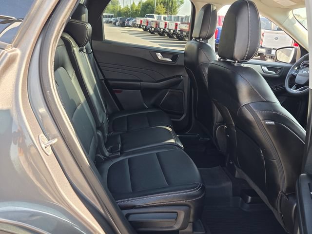 Used 2022 Ford Escape SEL FWD image 16