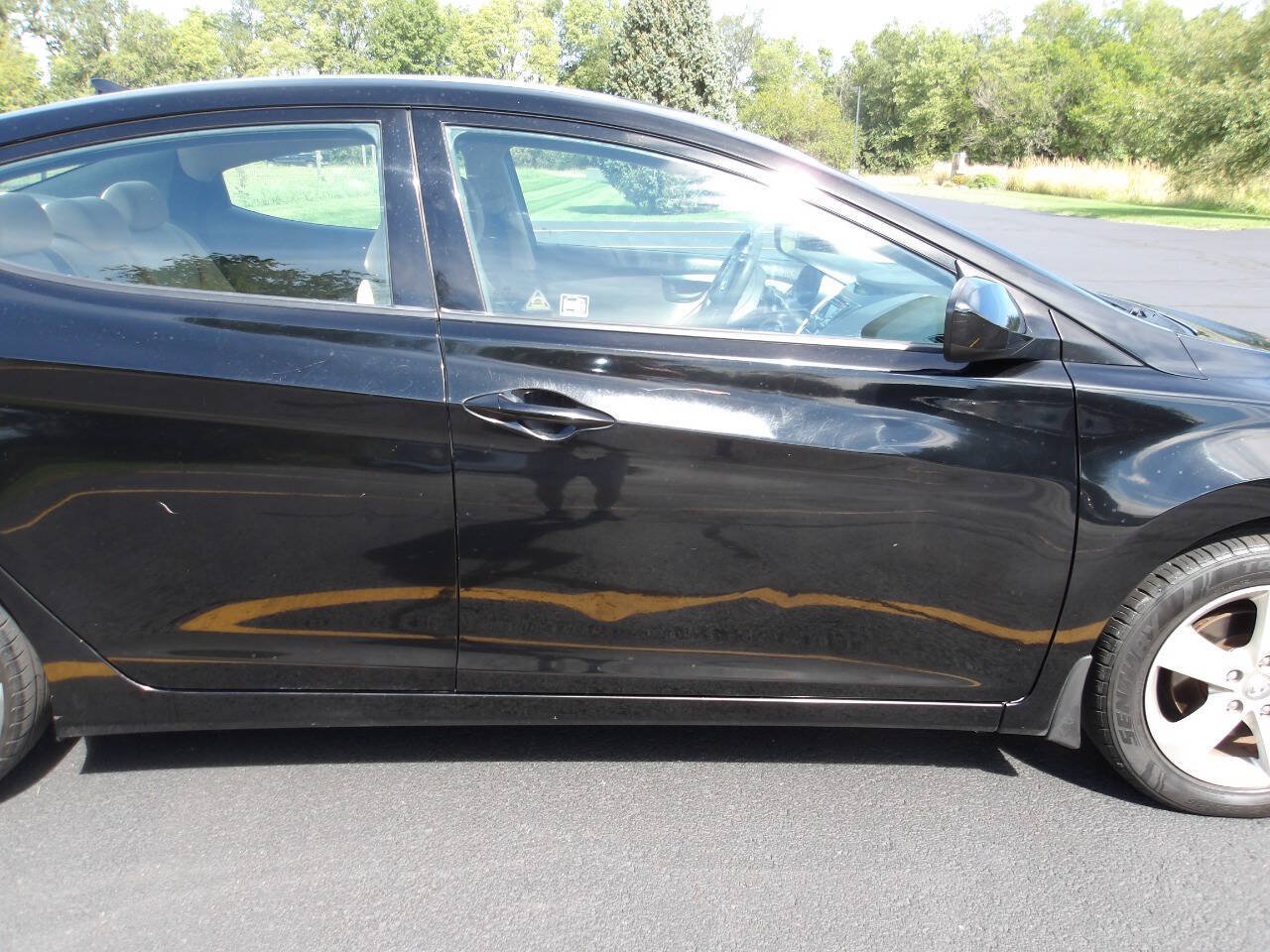 Used 2013 Hyundai Elantra GLS w/ Preferred Pkg FWD image 32