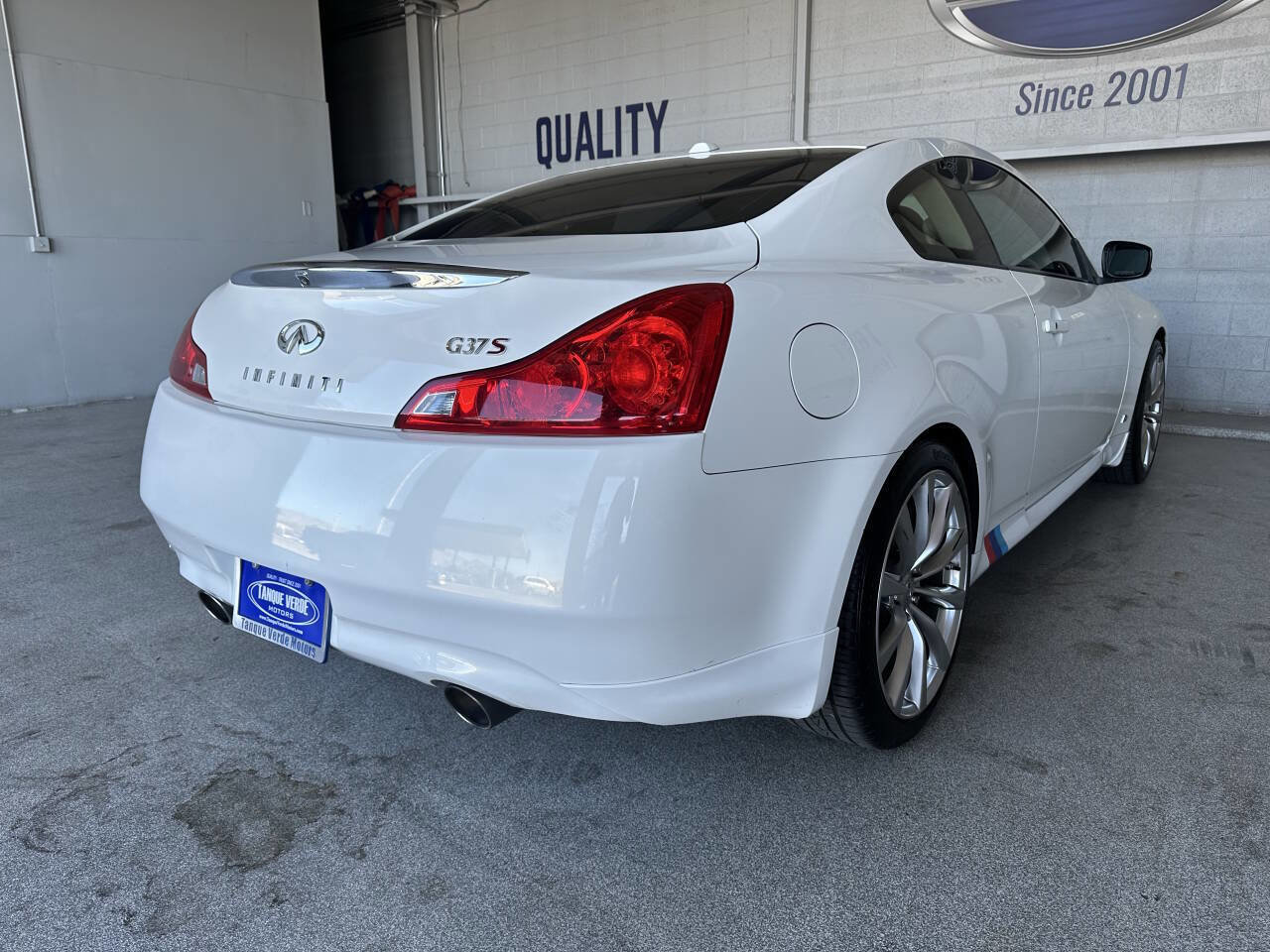 Used 2009 INFINITI G37 Journey w/ Premium Pkg image 9