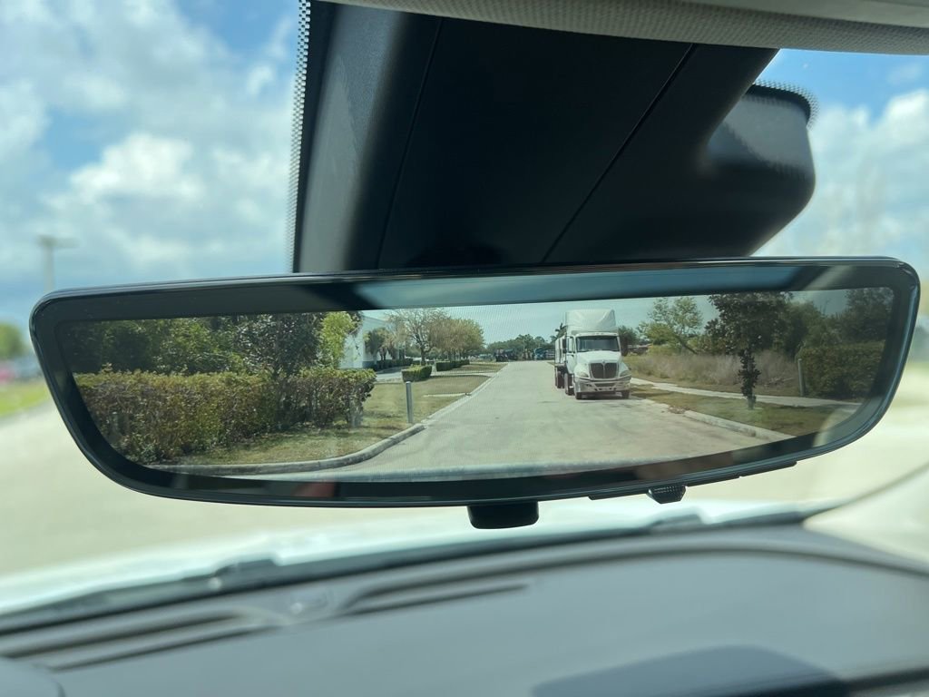 Used 2022 Buick Encore GX Essence w/ Advanced Technology Package image 77