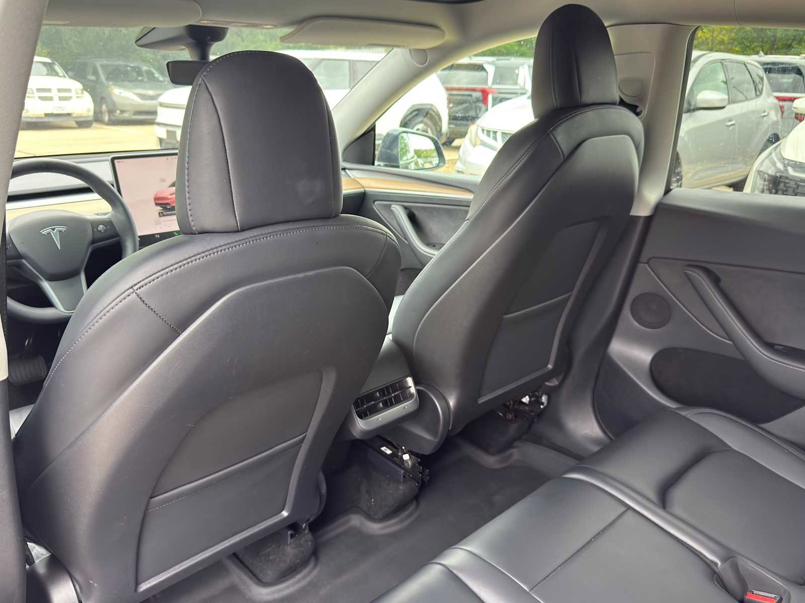 Used 2022 Tesla Model Y Long Range AWD/4WD image 19