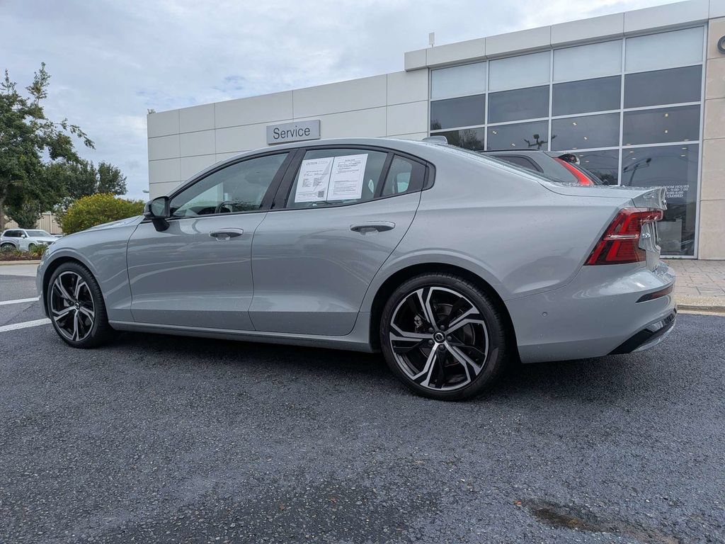 Certified 2024 Volvo S60 B5 Plus w/ Climate Package FWD image 4