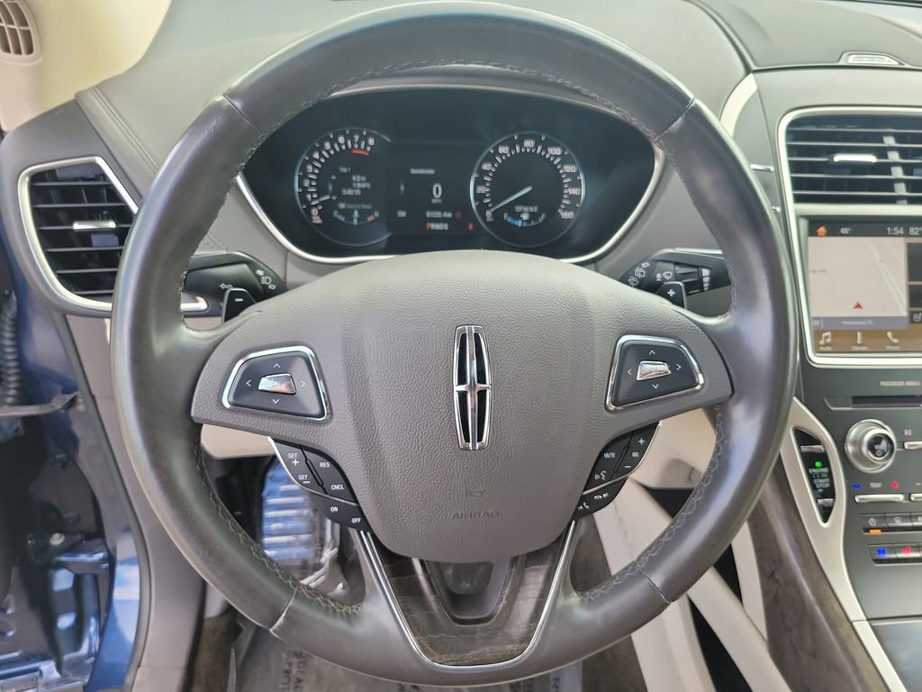 Used 2017 Lincoln MKX Reserve w/ Lincoln MKX Climate Package image 27