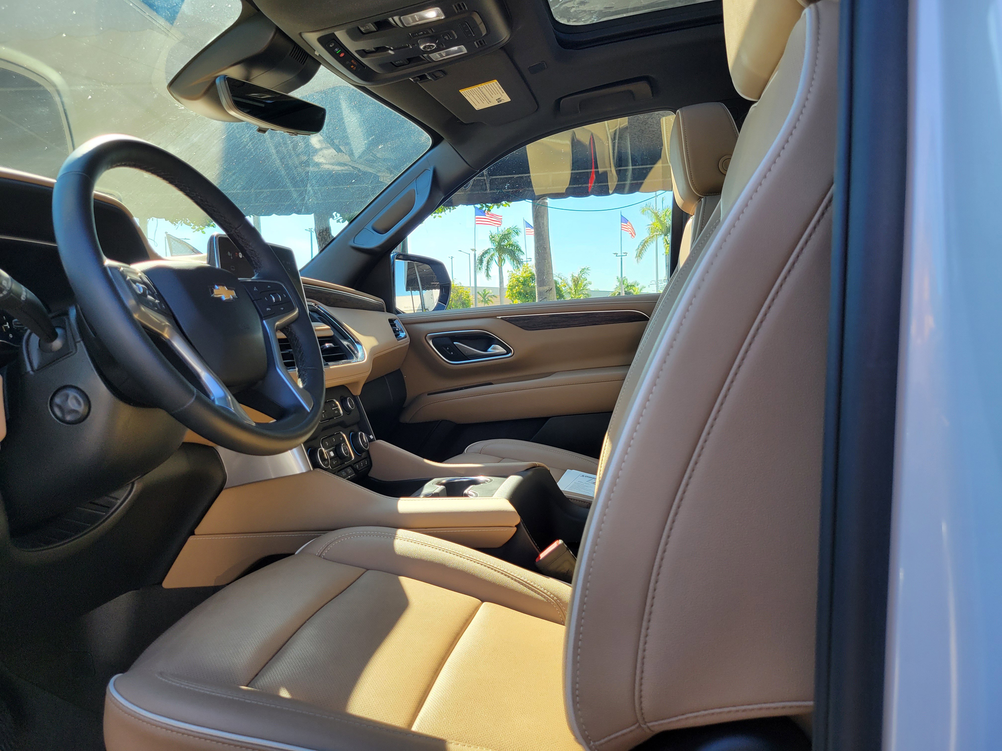 Used 2024 Chevrolet Suburban Premier w/ Premium Package image 13