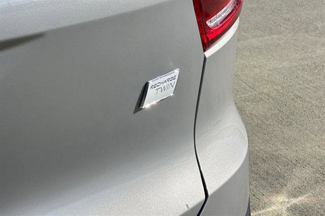 Certified 2024 Volvo XC40 Recharge Ultimate w/ Protection Package Premier image 32