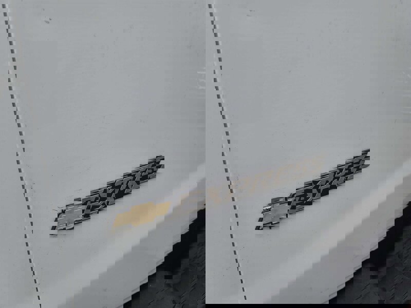 Used 2017 Chevrolet Express 2500 image 20