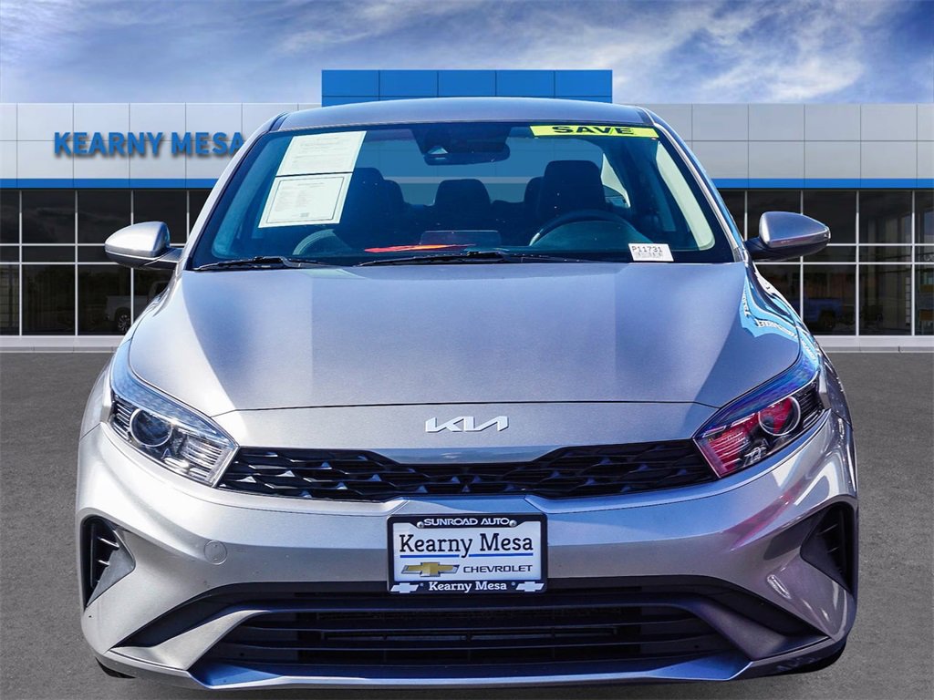Used 2023 Kia Forte LXS image 2