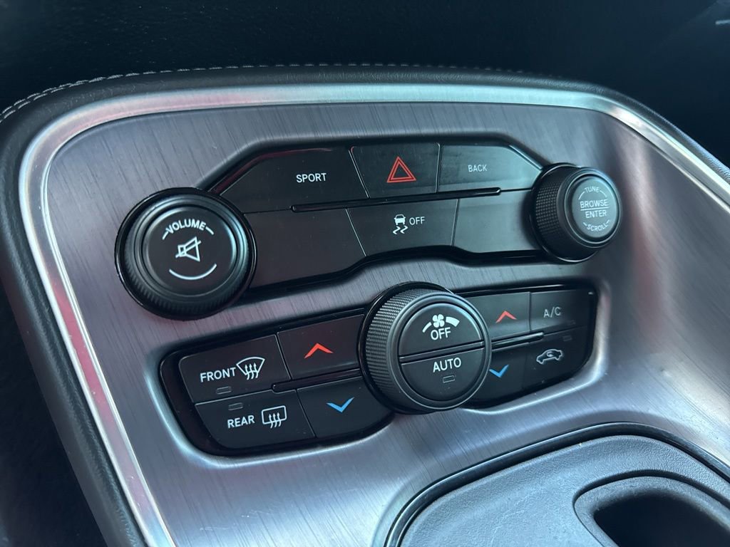 Used 2016 Dodge Challenger SXT w/ Sound Group RWD image 24