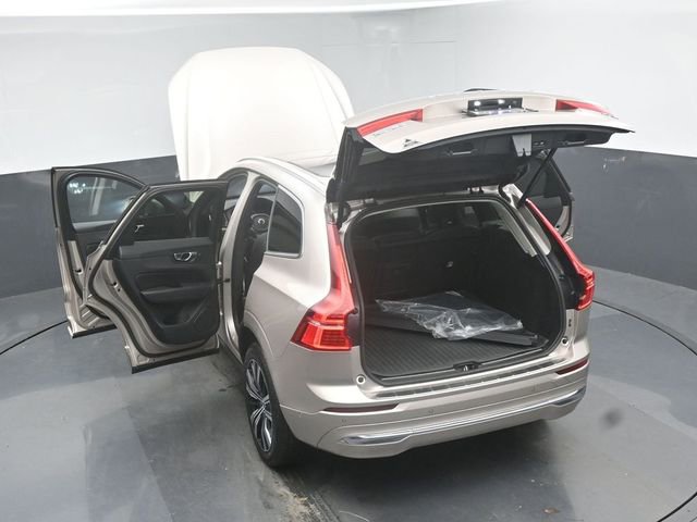 Used 2023 Volvo XC60 B5 Plus w/ Protection Package Premier image 50
