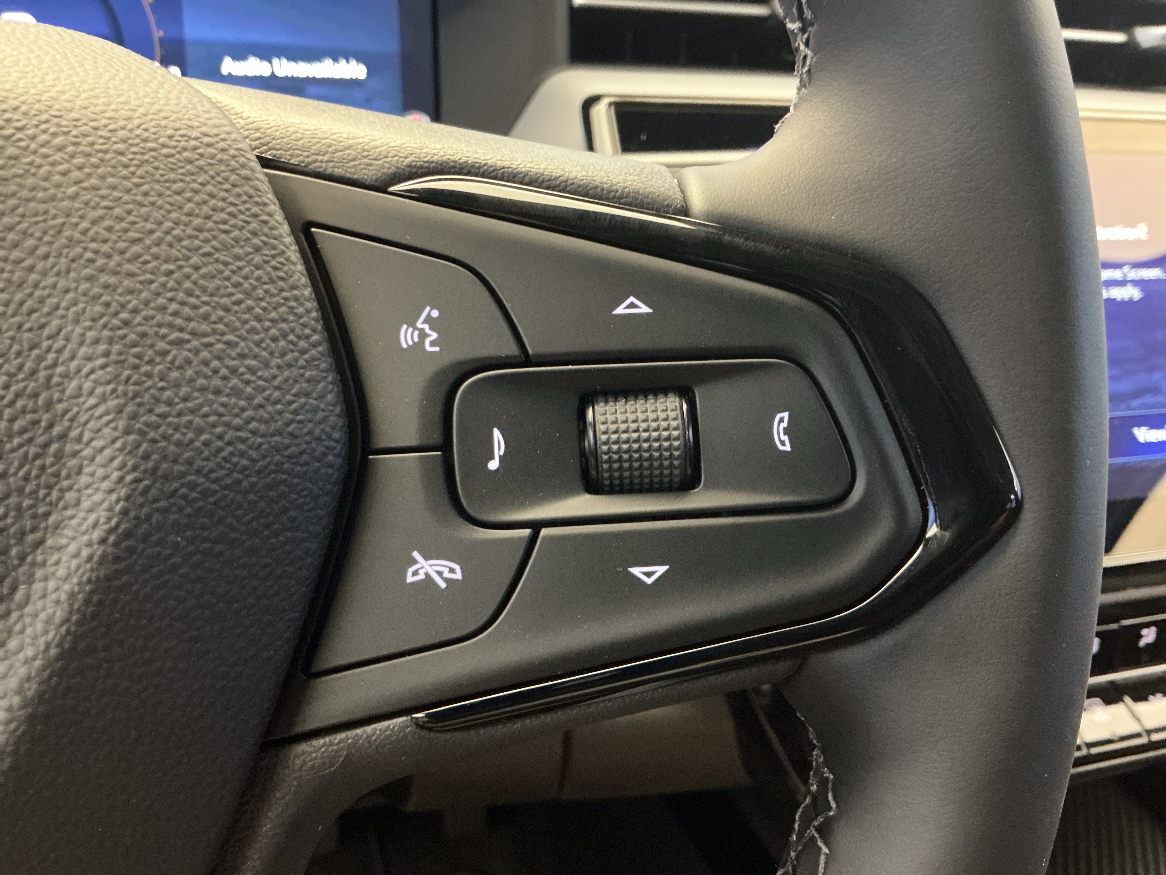 New 2027 Chevrolet Bolt LT w/ Comfort Package FWD image 14