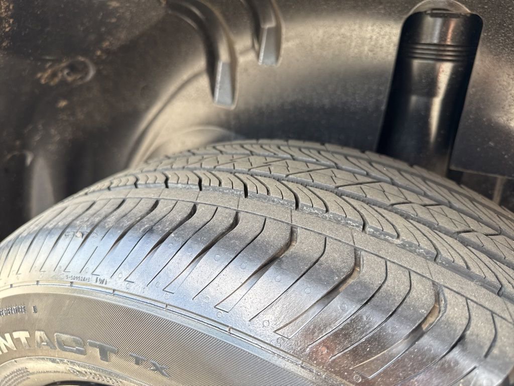 Used 2023 Chevrolet TrailBlazer LT w/ Convenience Package image 32