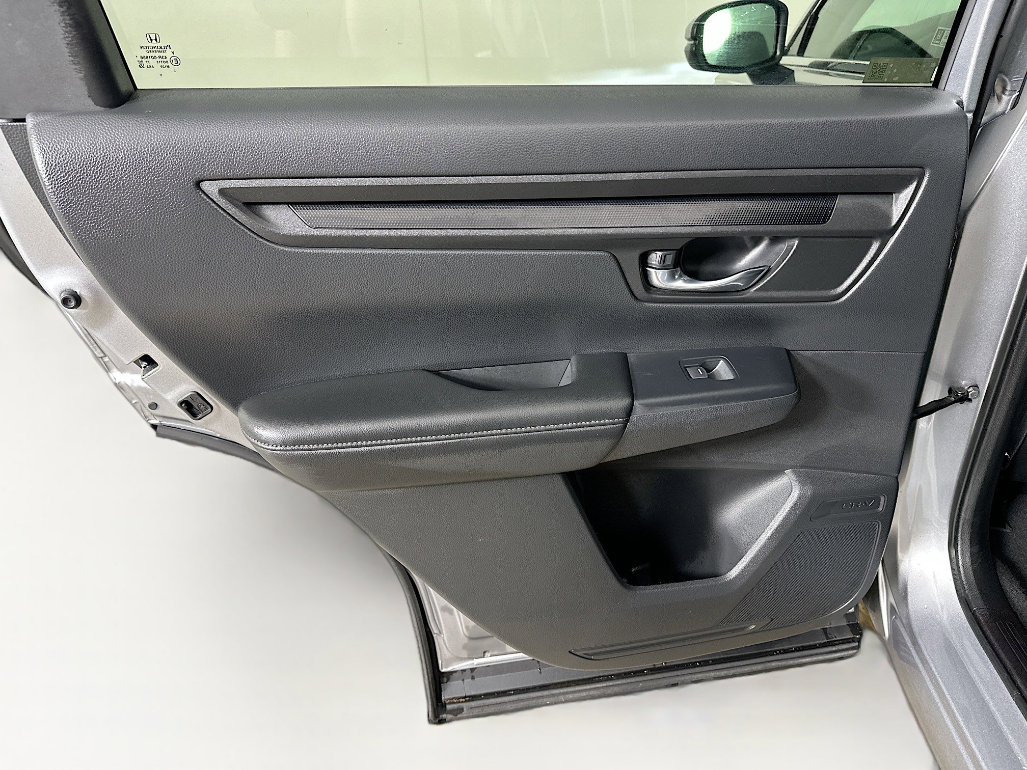 Used 2025 Honda CR-V LX image 25