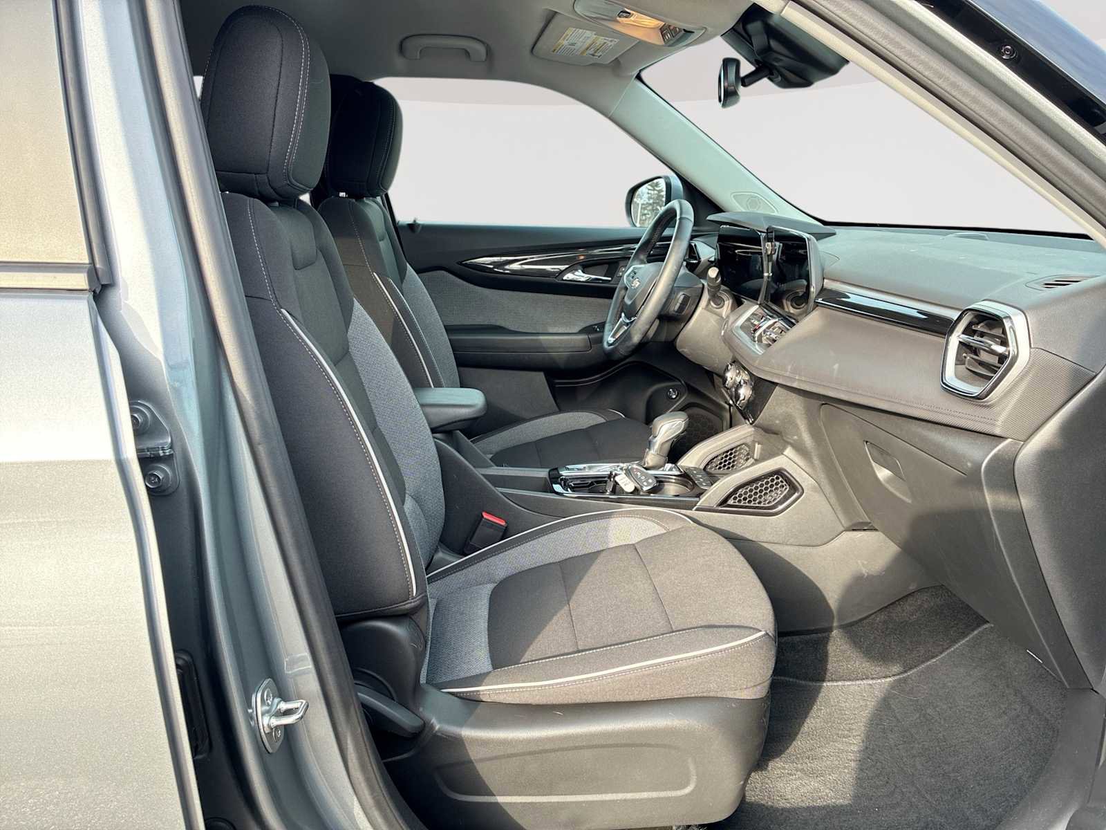 Certified 2024 Chevrolet TrailBlazer LT w/ Convenience Package image 27