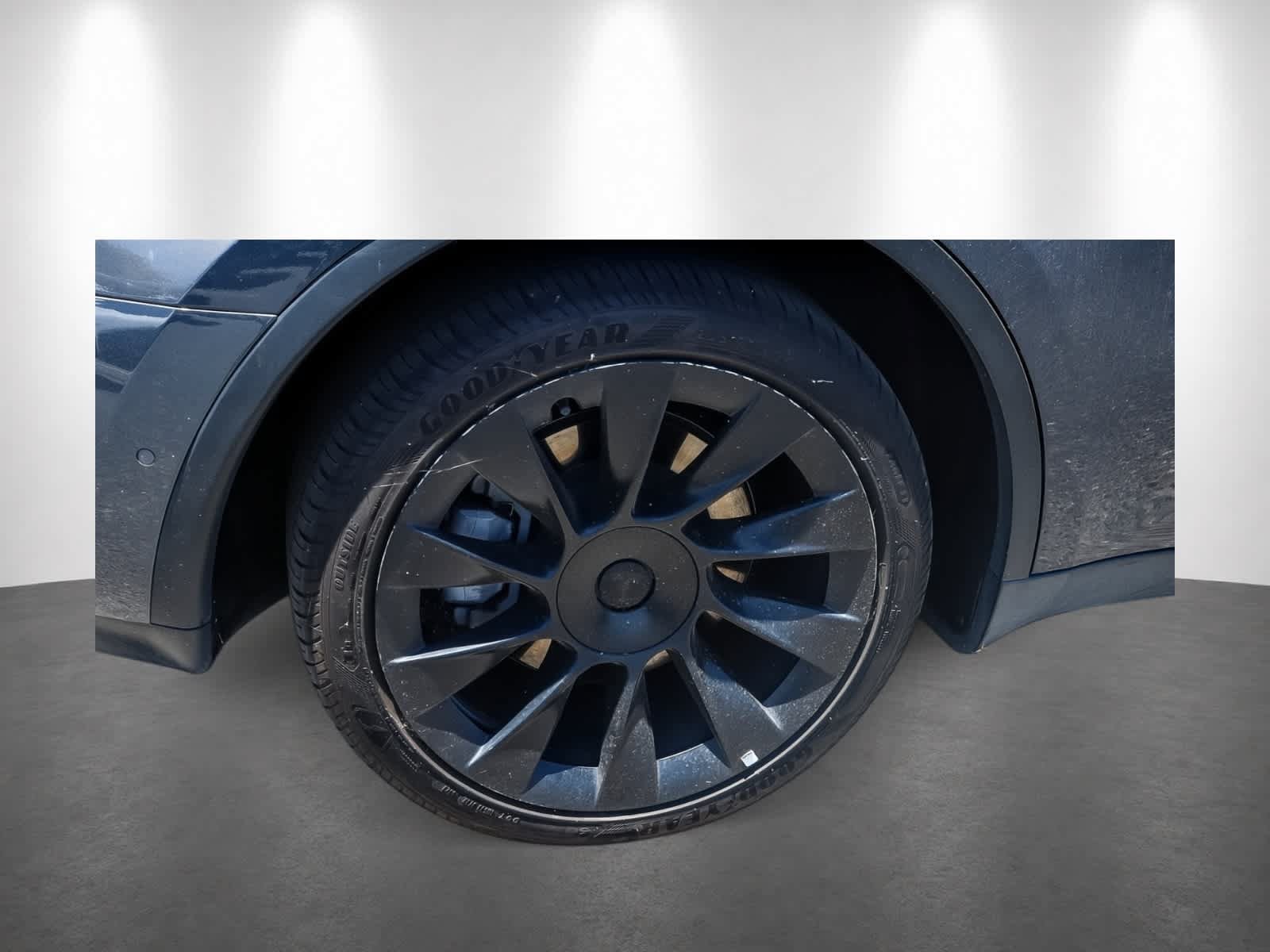 Used 2022 Tesla Model Y Long Range AWD/4WD image 12