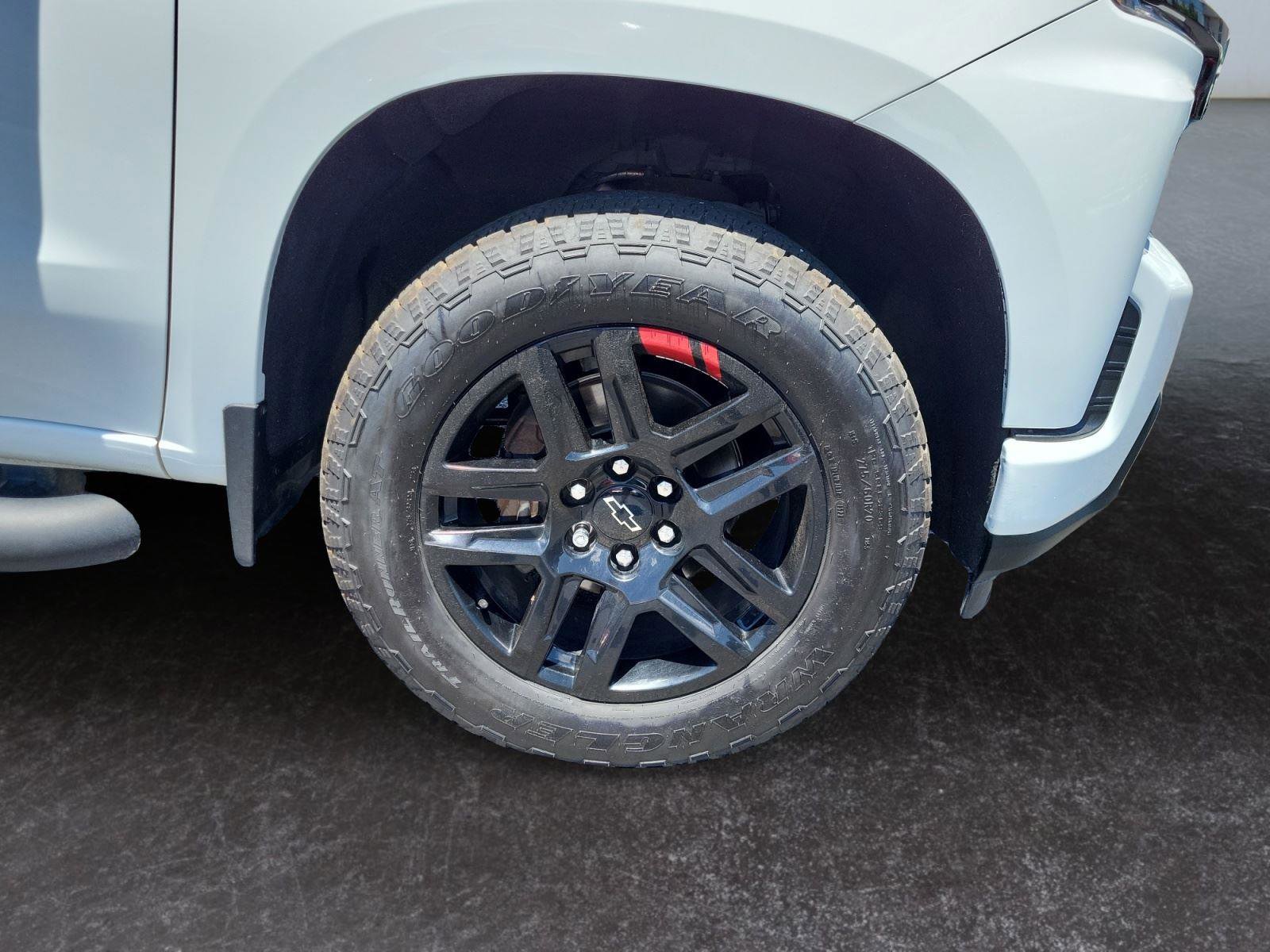 Used 2021 Chevrolet Silverado 1500 RST w/ Redline Edition AWD/4WD image 25