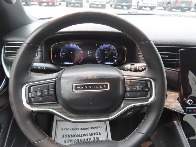 Used 2023 Jeep Wagoneer L Series II AWD/4WD image 34