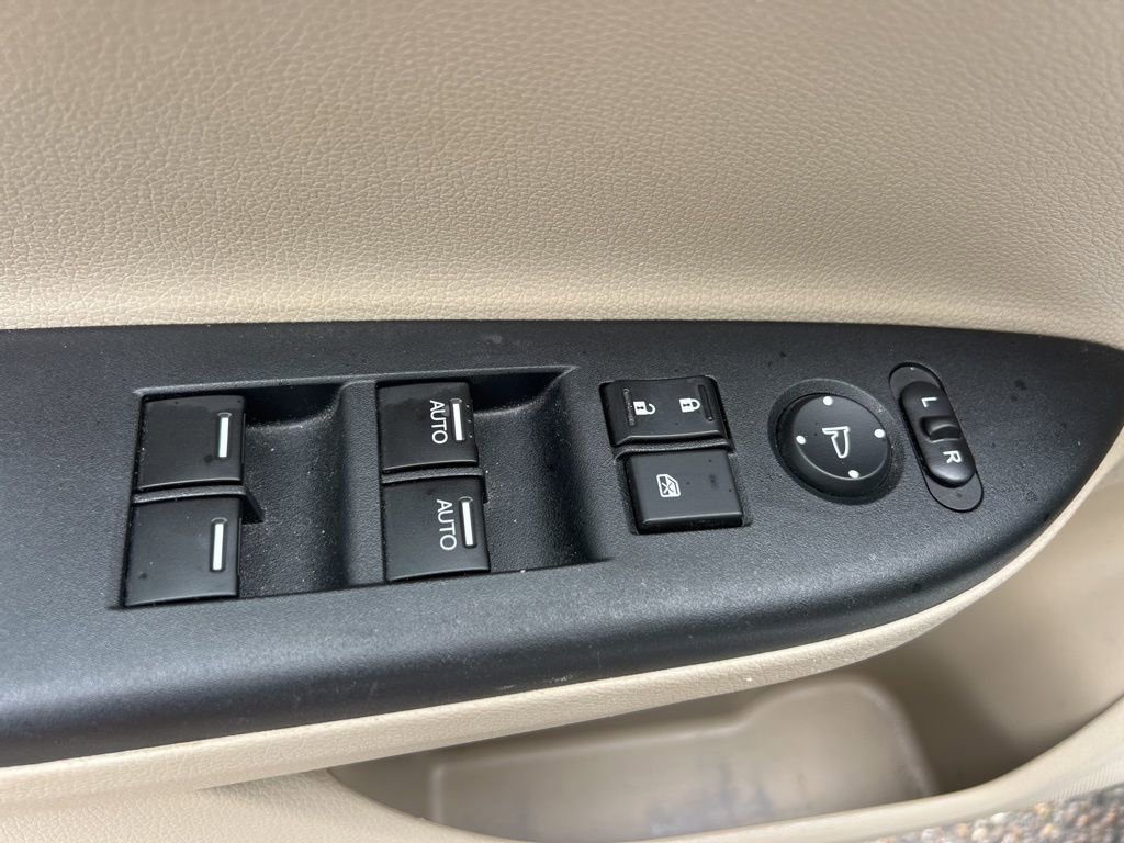 Used 2015 Honda Accord Touring image 22