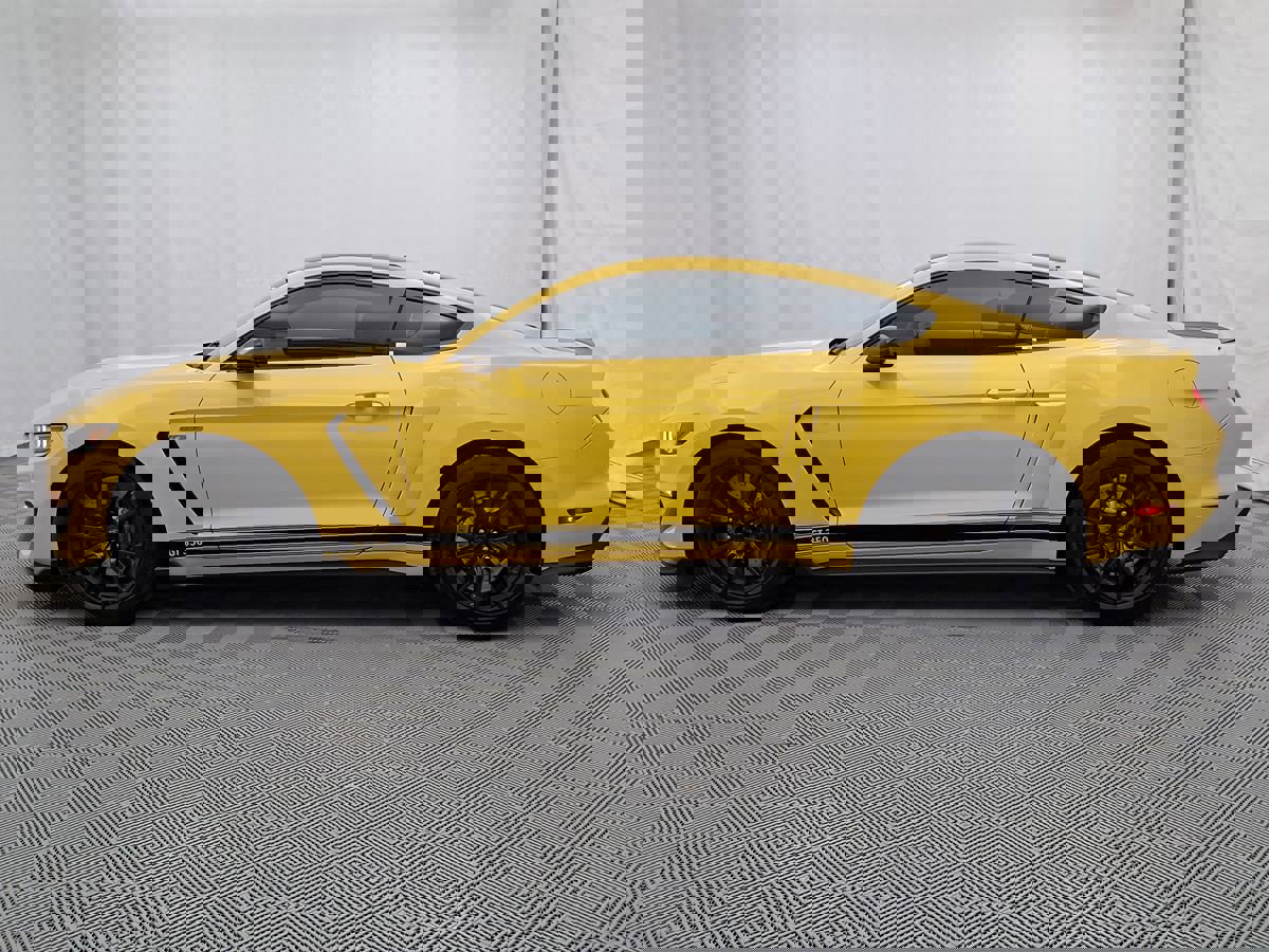 Used 2016 Ford Mustang Shelby GT350 w/ Technology Package image 5