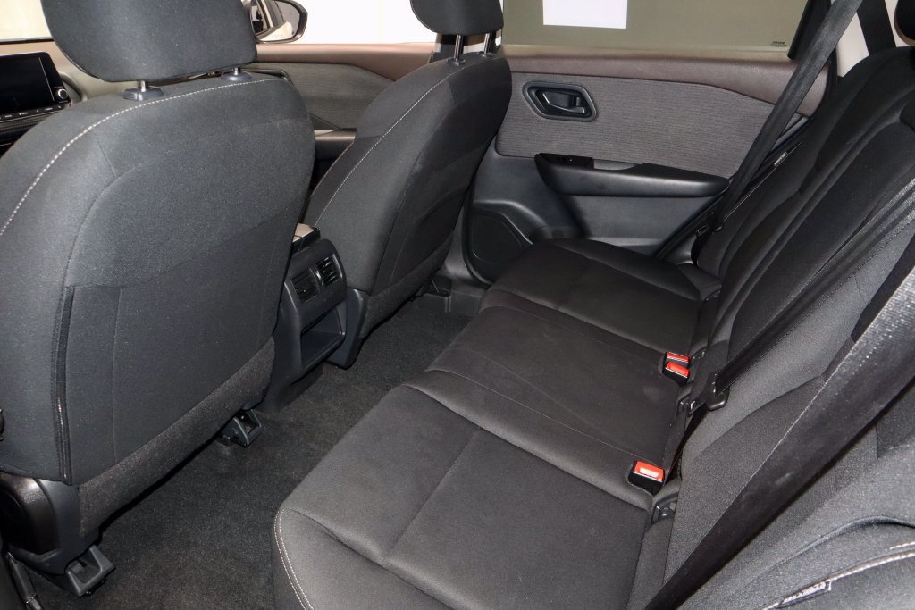 Certified 2023 Nissan Rogue S FWD image 21